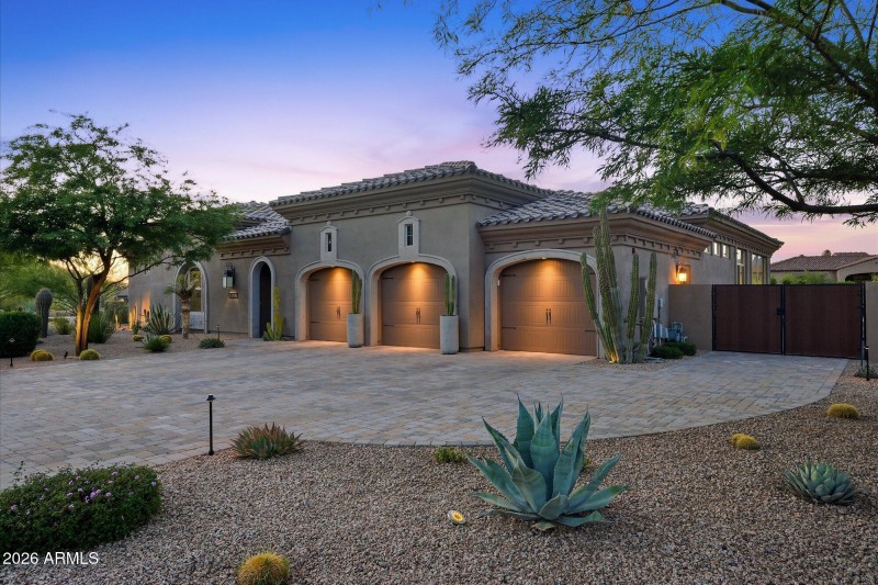 Front Elevation w Desert Landscape