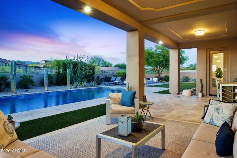 Resort-Style Pool & Desert Landscaping