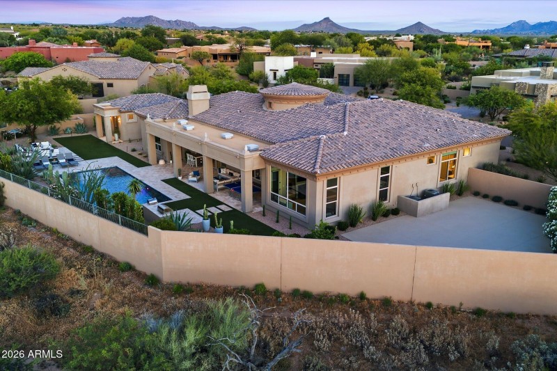 Resort Backyard & Elevated View Lot