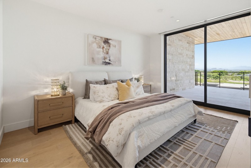 4849 N Camelback Ridge Dr B404-3