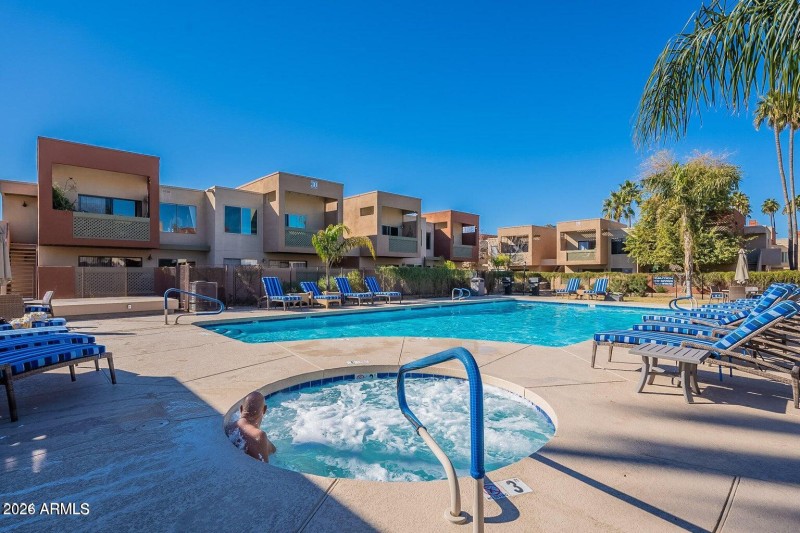 Community Pool 6