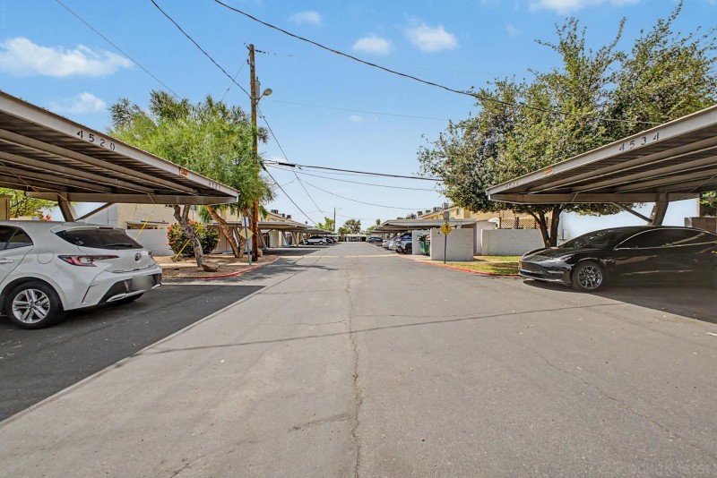 Photo #32