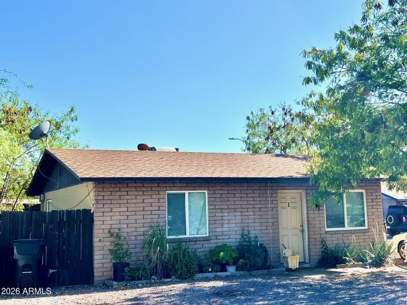 1615 W DESERT COVE AVE