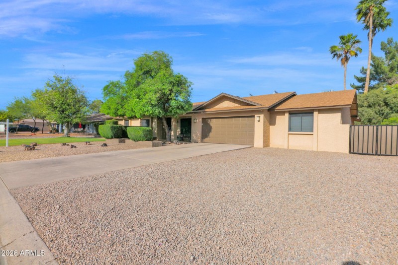 44-web-or-mls-P1615379