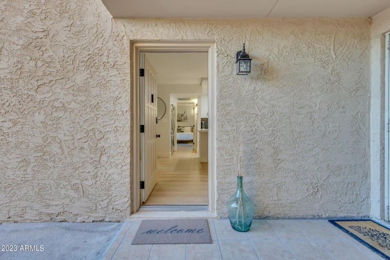 8649 E Royal Palm Rd-6