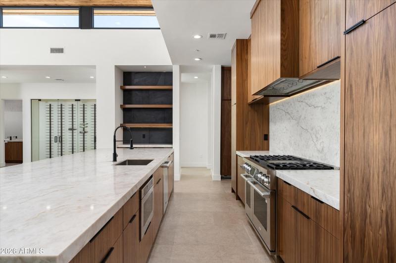 018_Kitchen