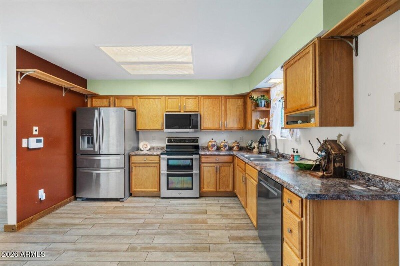 11-Kitchen