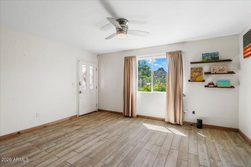05-Living Room