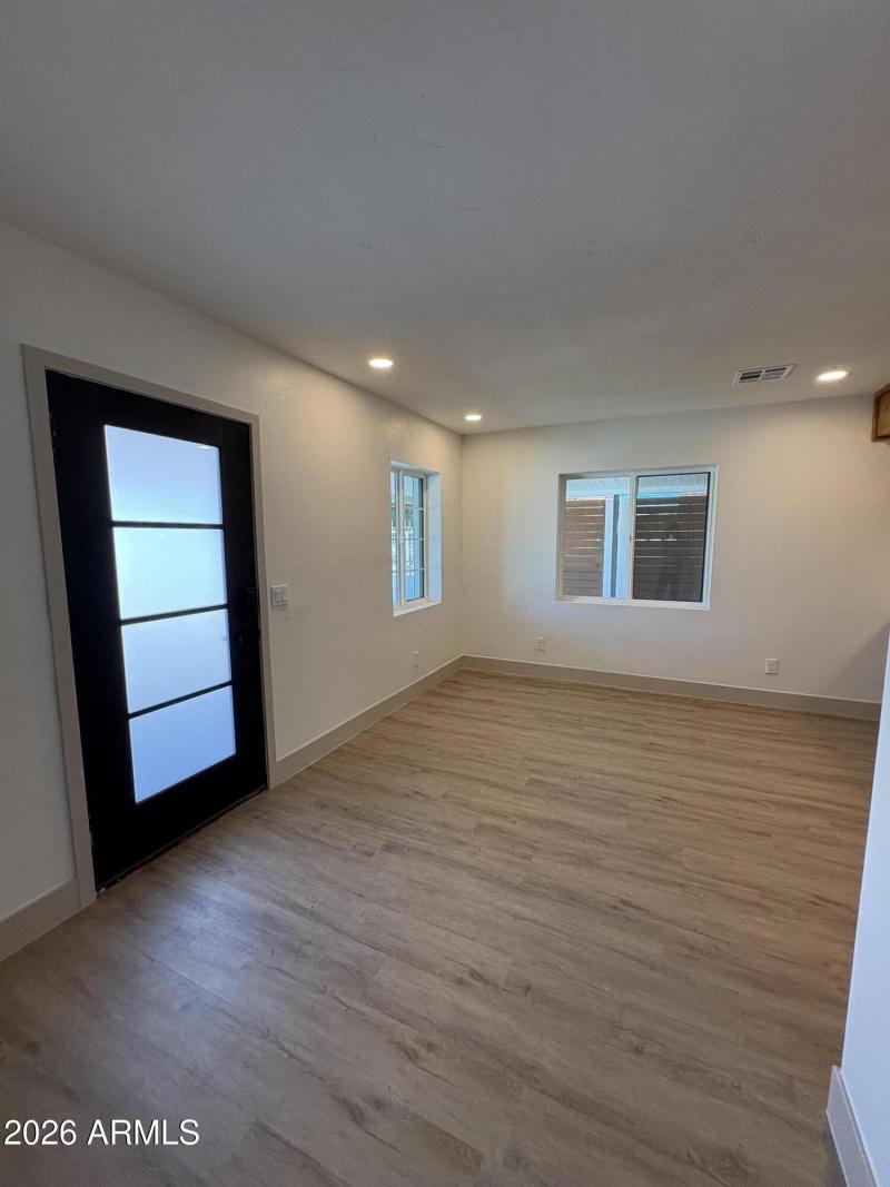 Front Room 385