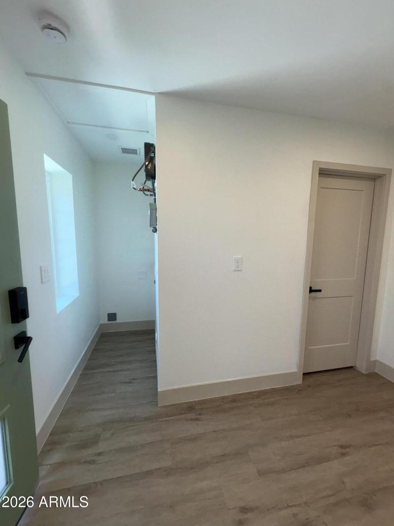 Private Studio 385