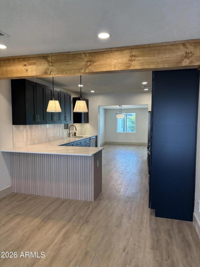 Kitchen 385