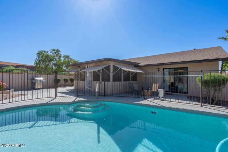 8742 E San Daniel Drive - 7