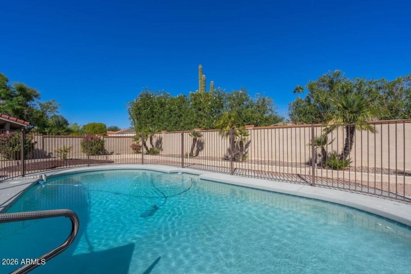 8742 E San Daniel Drive - 11