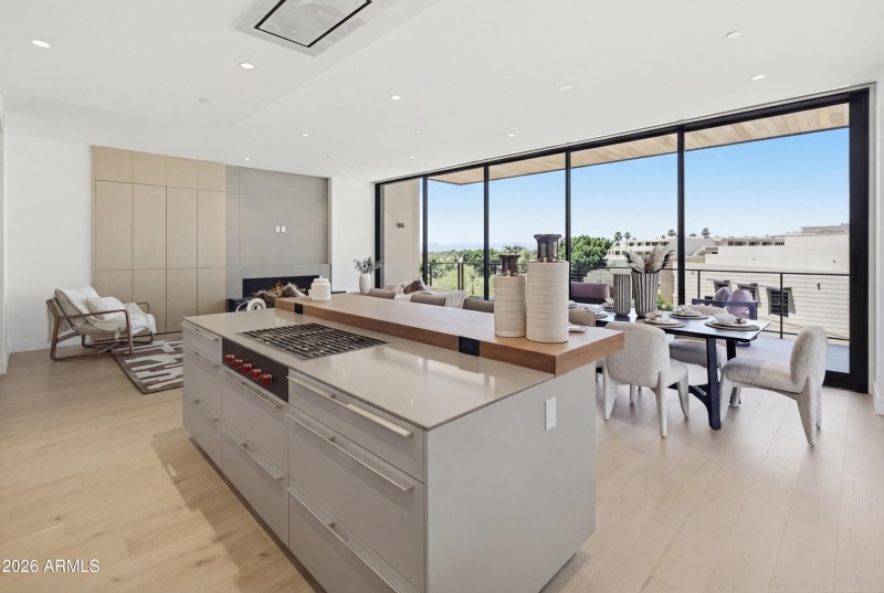 B405 Kitchen Views