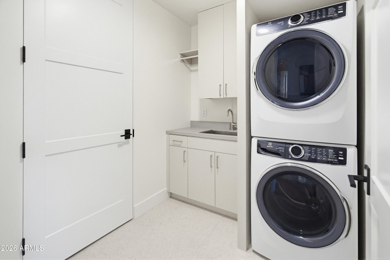 B405 Laundry