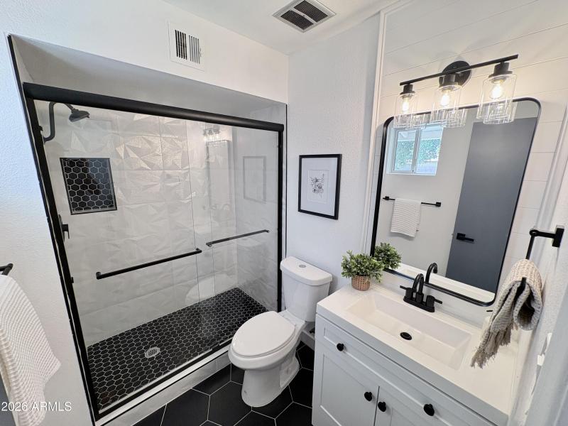 Mstr Bath