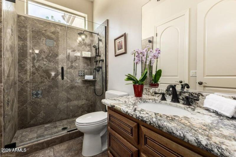 4th bathroom