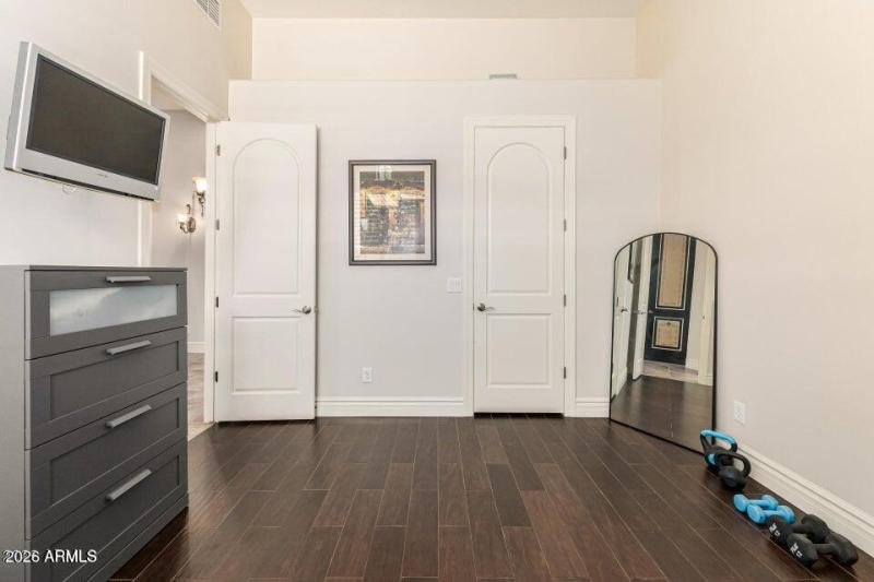 4th Bedroom with bathroom and walk-in cl