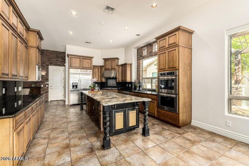 Kitchen - another view