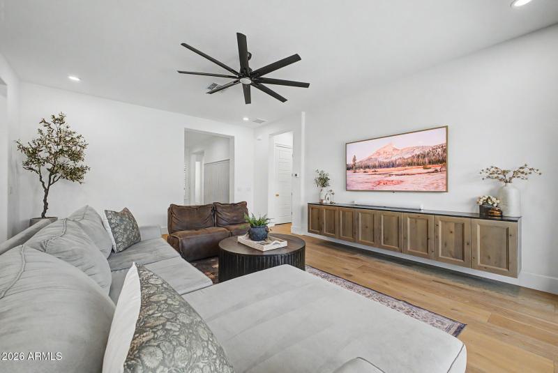 Family Room-2
