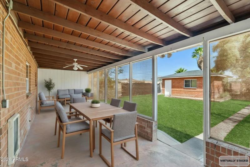 33-web-or-mls-1802-e-missouri-ave