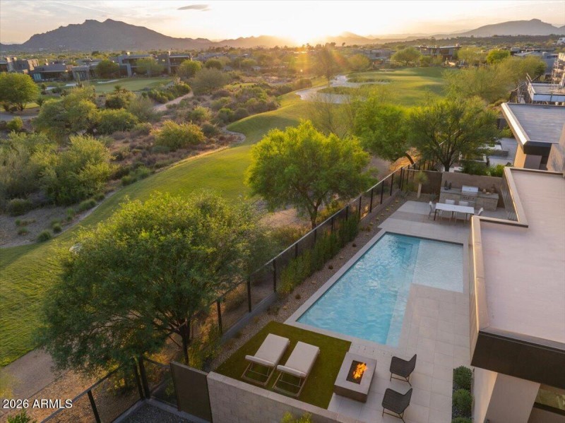 Golf Course Home