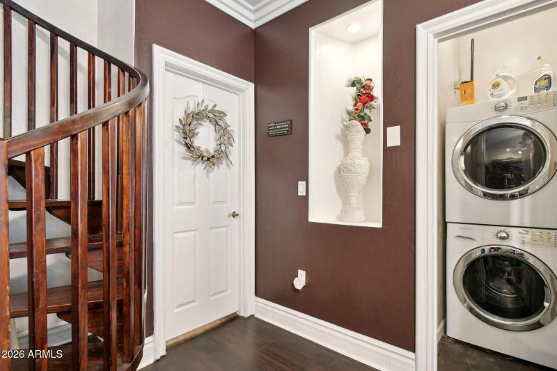 Guest Suite Washer-Dryer