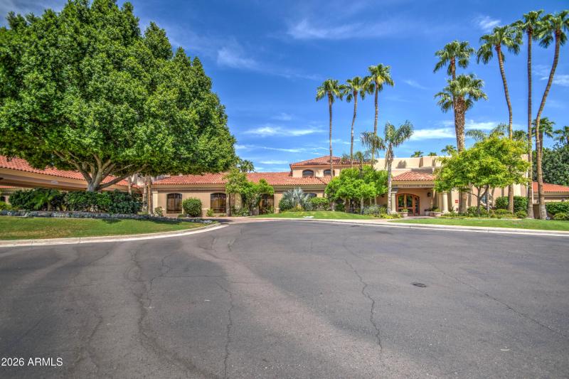 Val Vista Lakes Clubhouse Front-1