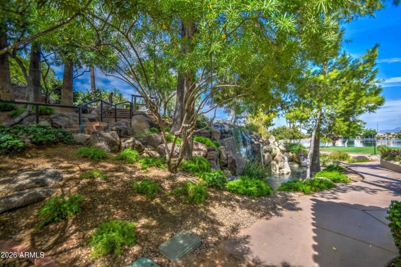 Val Vista Lakes Clubhouse Mountain