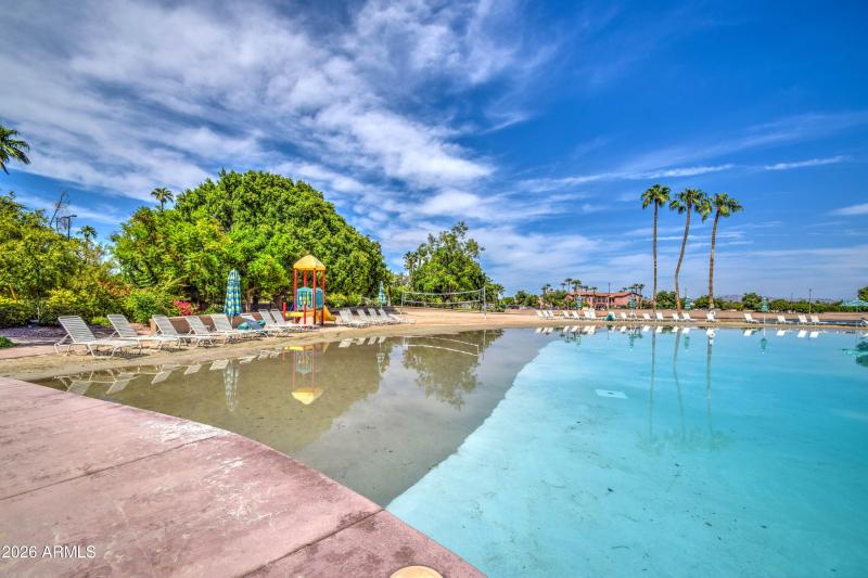 120 VVL Beach Pool