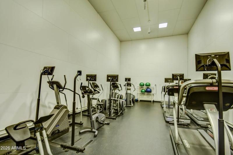 154 VVL Weight Rooms