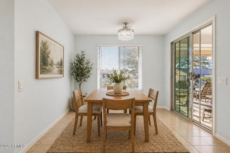 Virtually Staged Dining