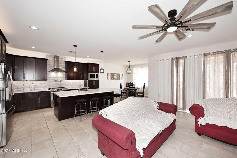 great room-kitchen DVT