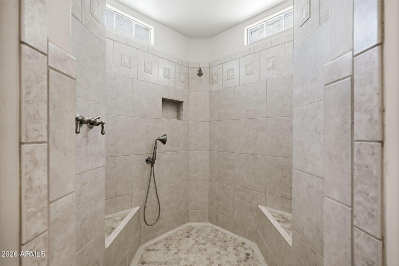 Bedroom 2-3 Shower