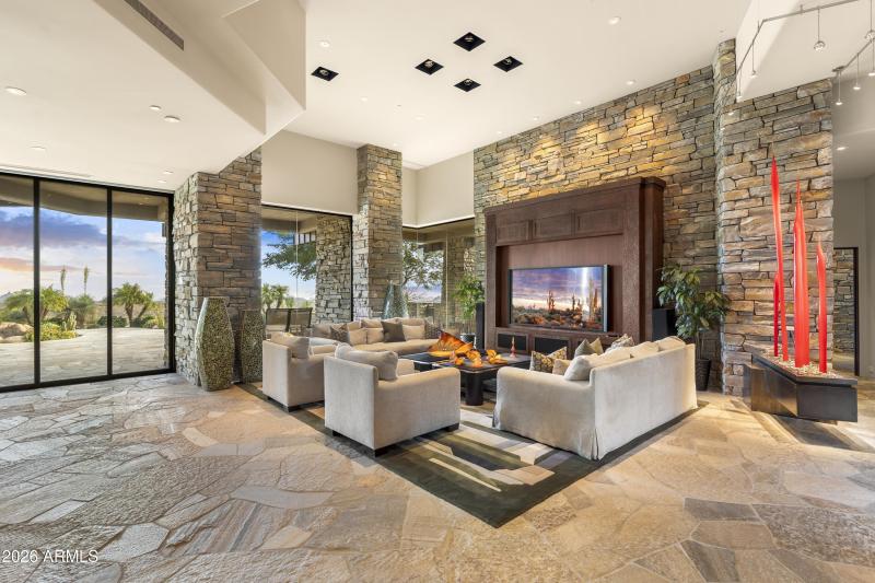021_Living Room