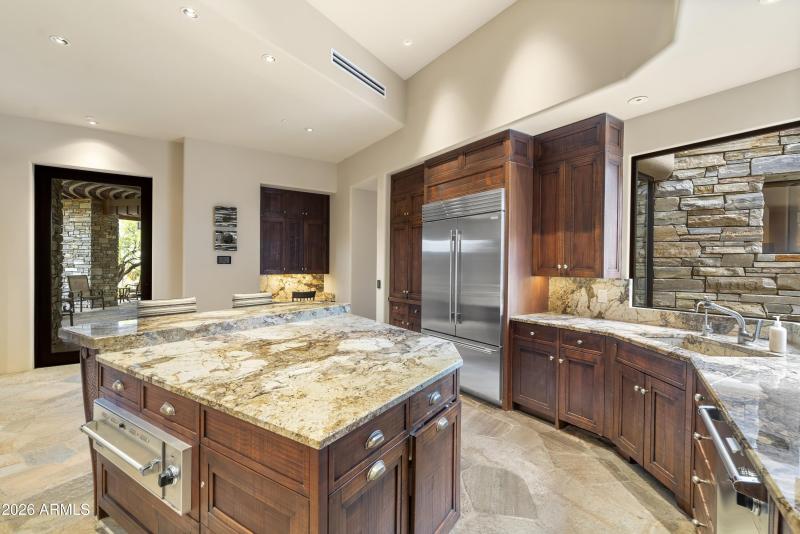 035_Kitchen
