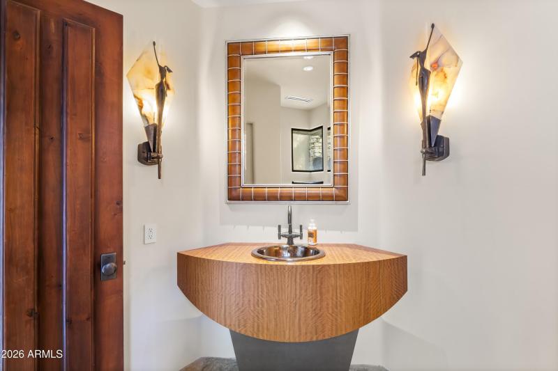 055_Bathroom
