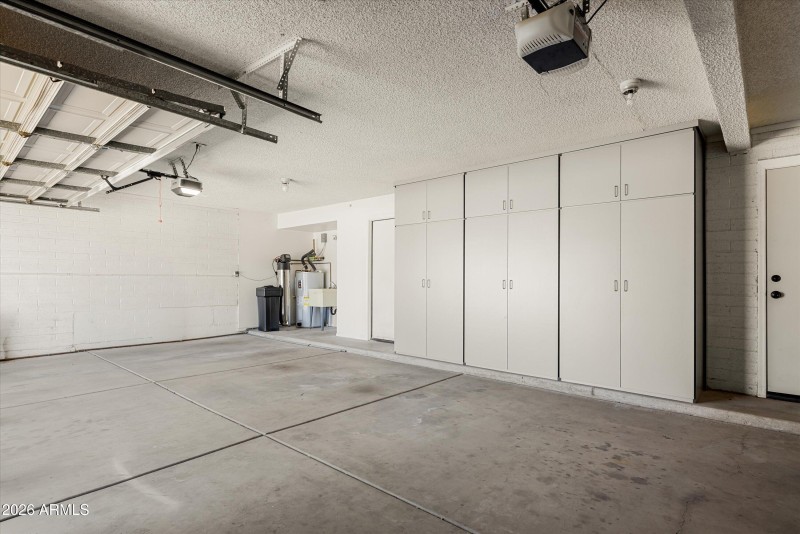 3 Car Garage