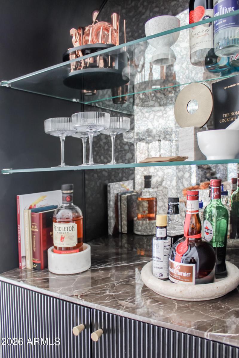 Elegant Bar