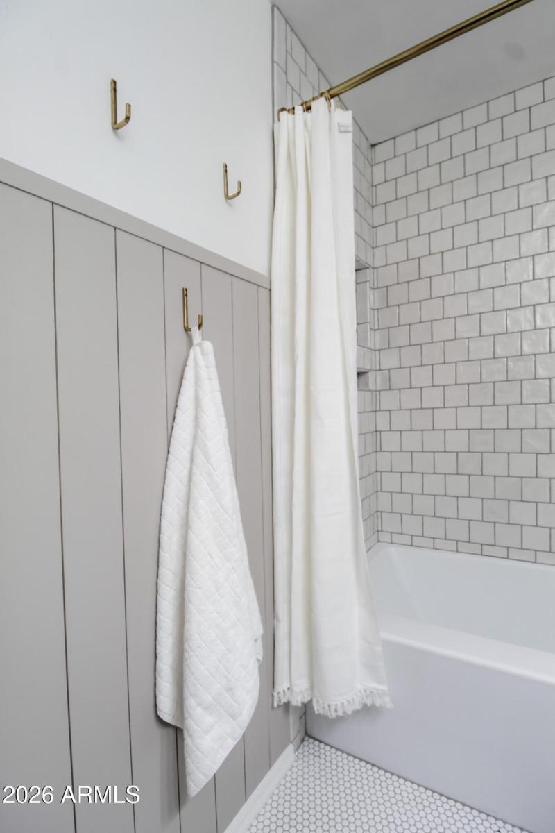 Guest Bathroom 3