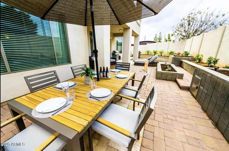 OUTDOOR PATIO