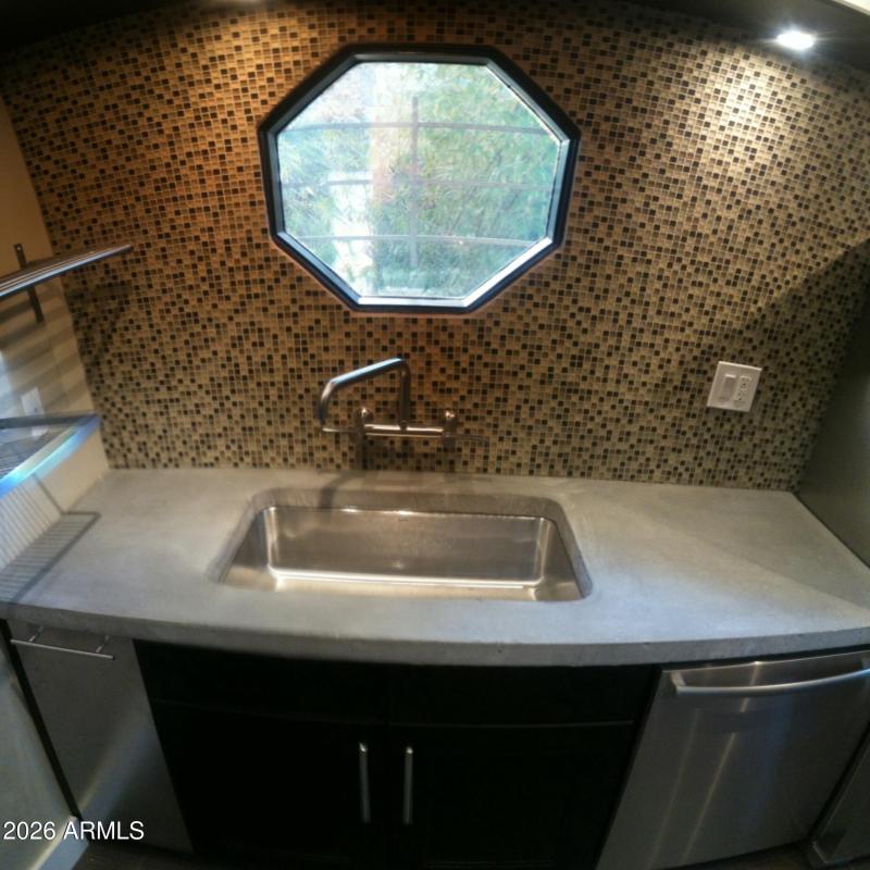 UNIT 1 KITCHEN