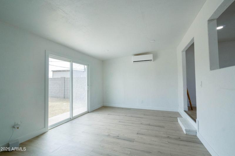 2nd Living Room-3