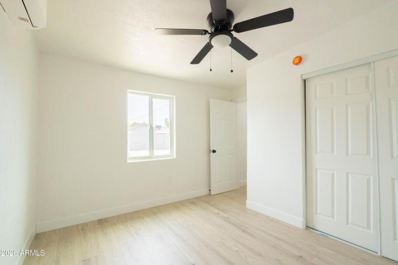 Bedroom 4-4