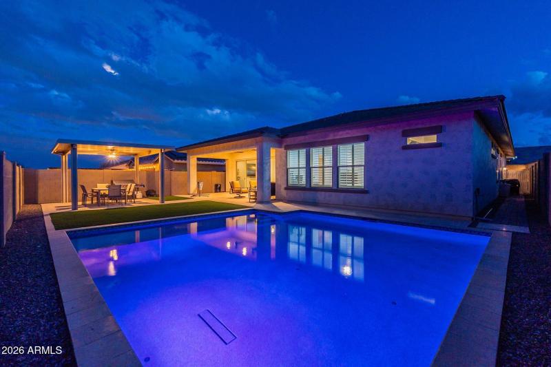 90-web-or-mls-Hillcrest-Twilight HD-24