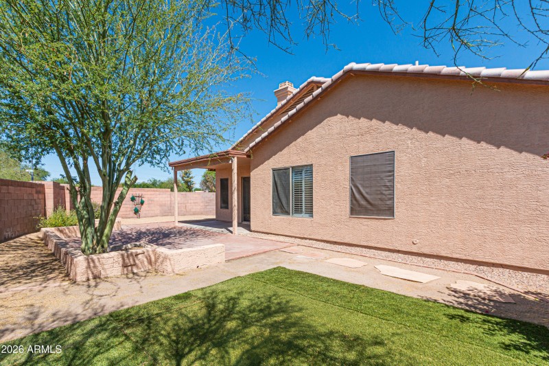 Blaine-3317 W Via Del Sol Dr-28