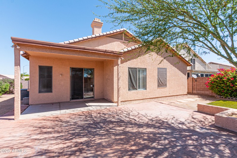 Blaine-3317 W Via Del Sol Dr-27