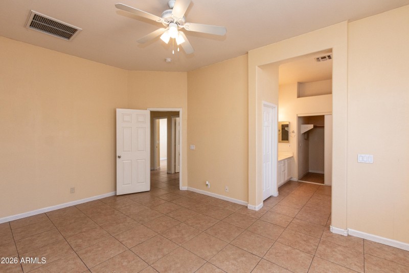 Blaine-3317 W Via Del Sol Dr-17