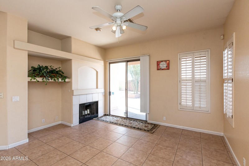 Blaine-3317 W Via Del Sol Dr-8