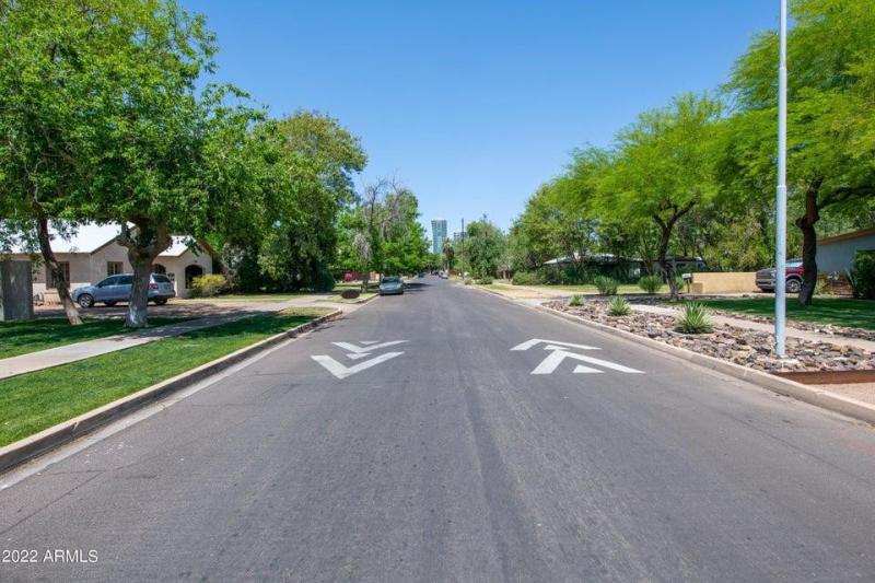 Quiet Neighborhood